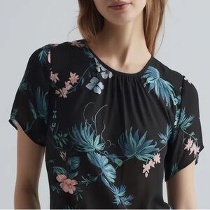 Banana Republic Piped Crew Paradiso Tropical Palm Top